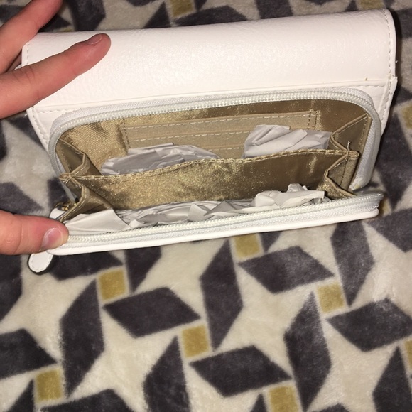 Nicole purse - Picture 3 of 5